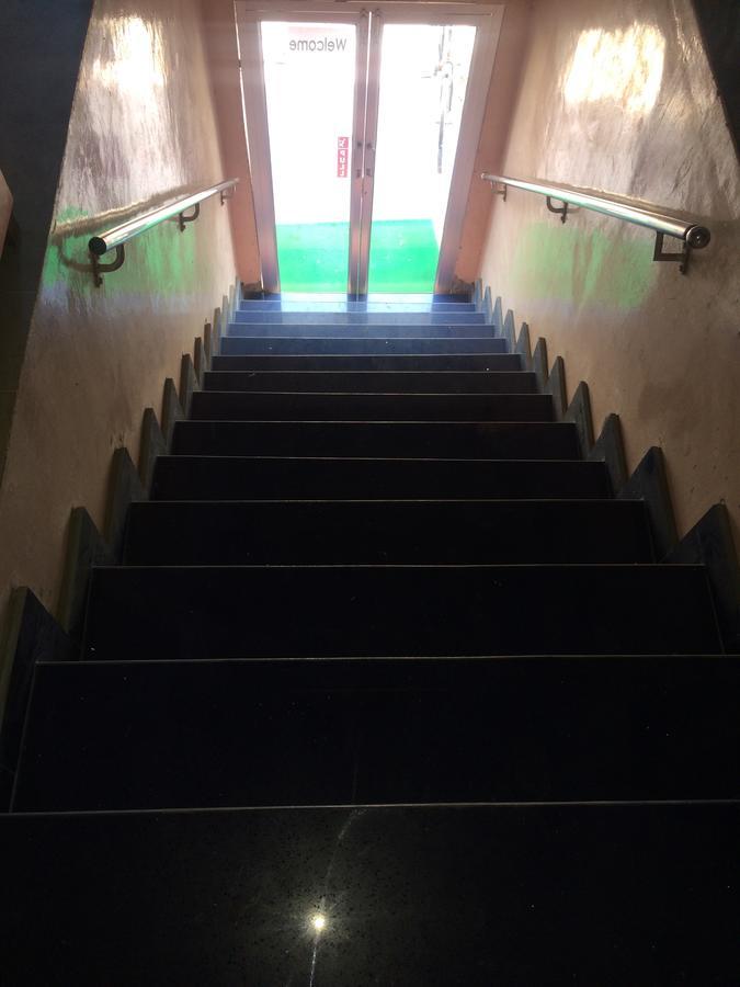 Hotel Tulsi Banda ภายนอก รูปภาพ